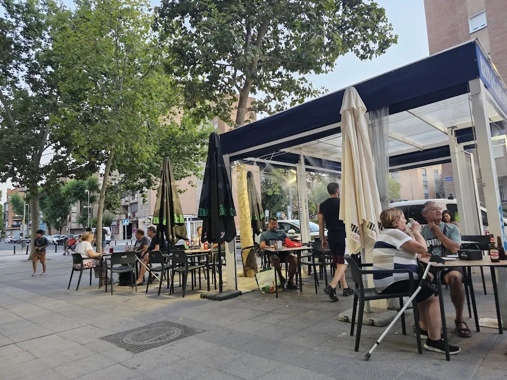 Restaurante Fuente las Canalejas restaurant in San Andrés del Congosto