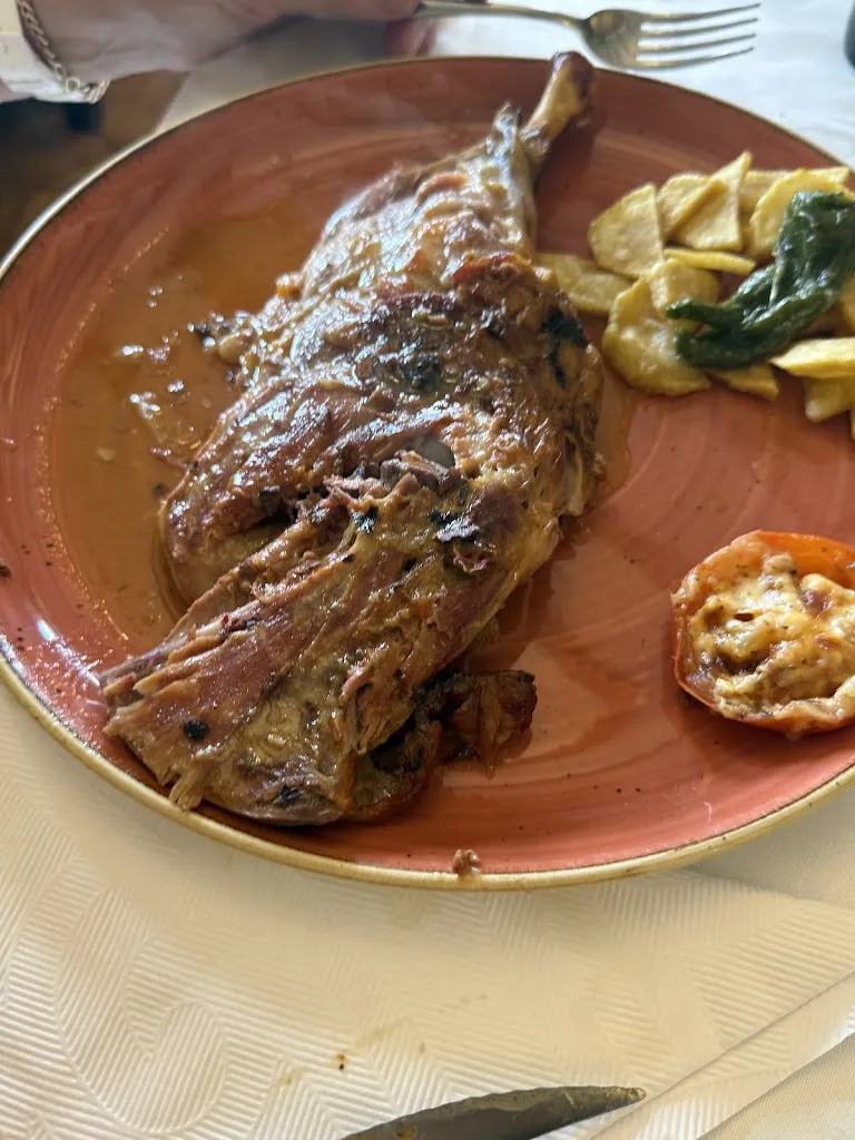 J V A_Mesón Ca Rafel Benimantell_Beniardá_review