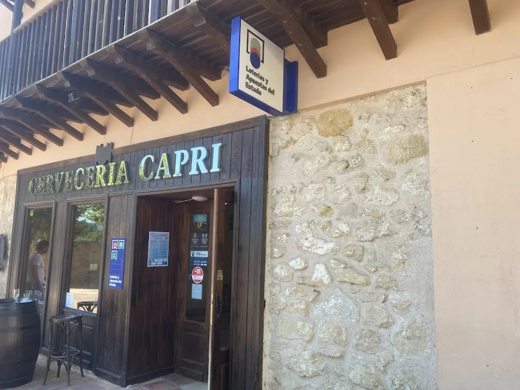 Vanessa Quiros_CERVECERÍA CAPRI._Sacedón_review