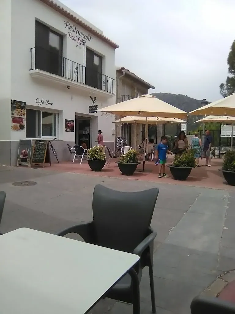 K C_Café, i Bar Restaurant Beni-Ruta 66_Beniardá_review