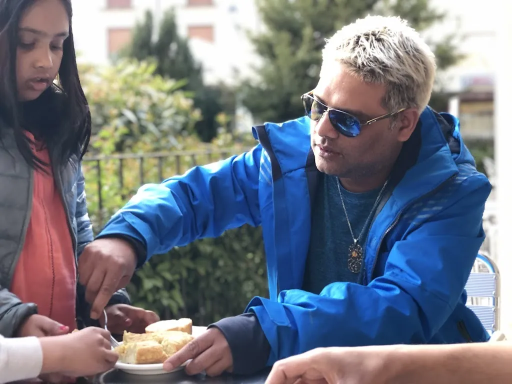 Dr M. Ibrahim sarker_Los Jardines de Tendilla_Tendilla_recensione