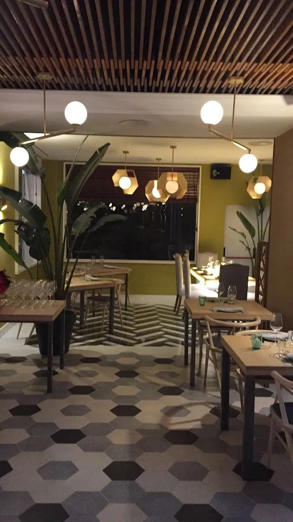 Bureo restaurant in Torre del Burgo