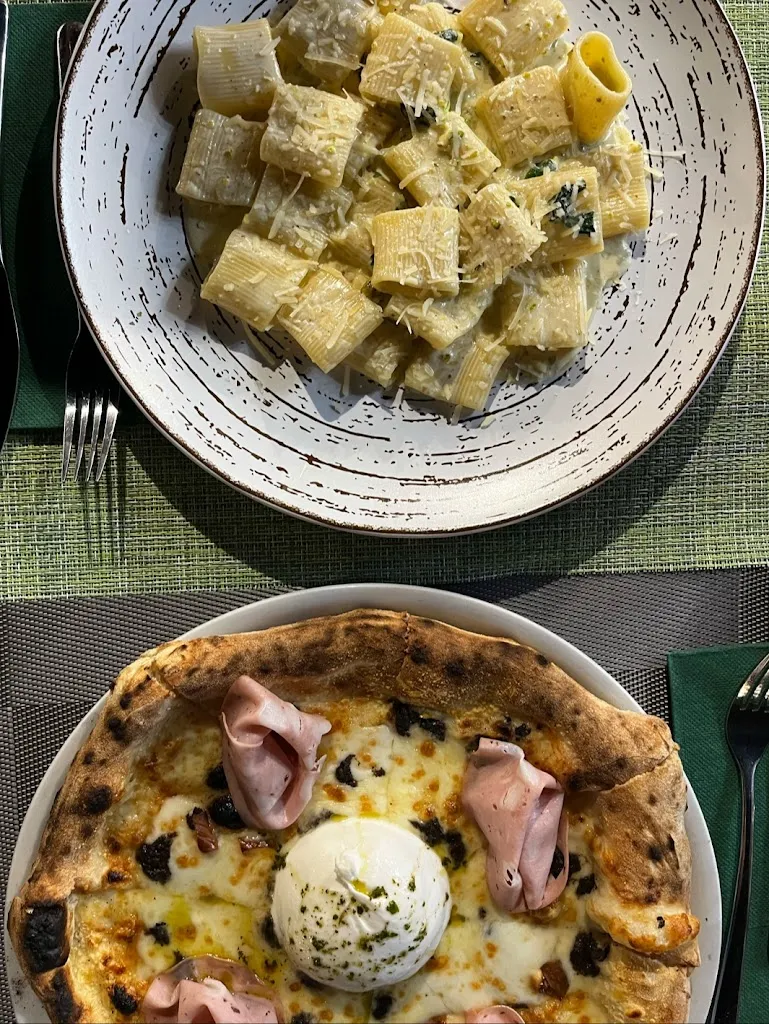 Ristorante Trattoria La Bella Famiglia da Giovani Fratelli_Torrecuadradilla_slider_image_3