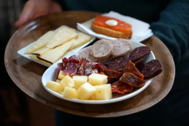 Consultorio Local Torremocha Del Pinar restaurant in Torremocha del Pinar