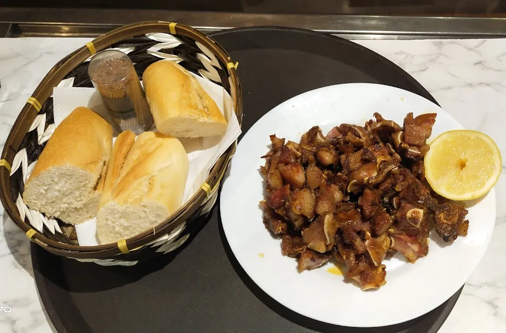 Alhambra Bar_Torrejón del Rey_slider_image_3