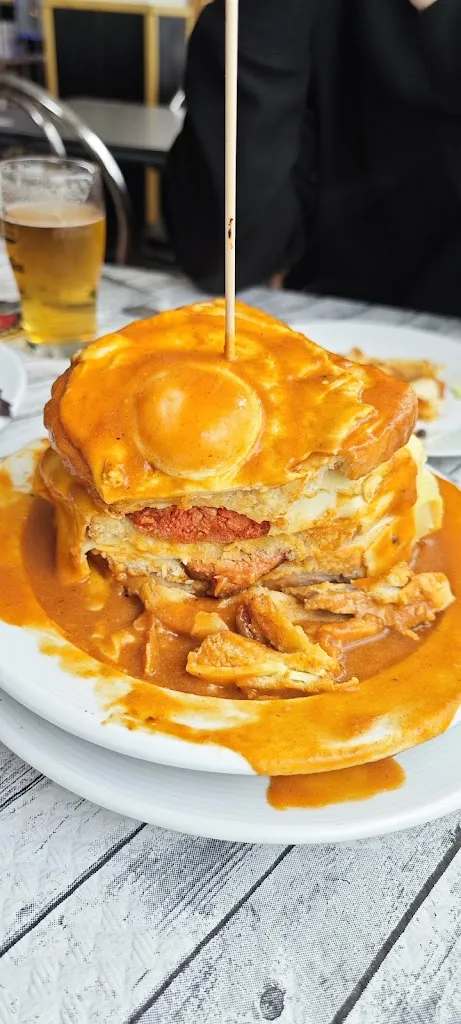 Yolanda Navarro García_Churrasqueria sandrack Gonçalves_Valdegrudas_review