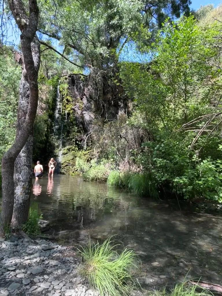 yadira reyna_El Chorro de Valdesotos_Valdesotos_review