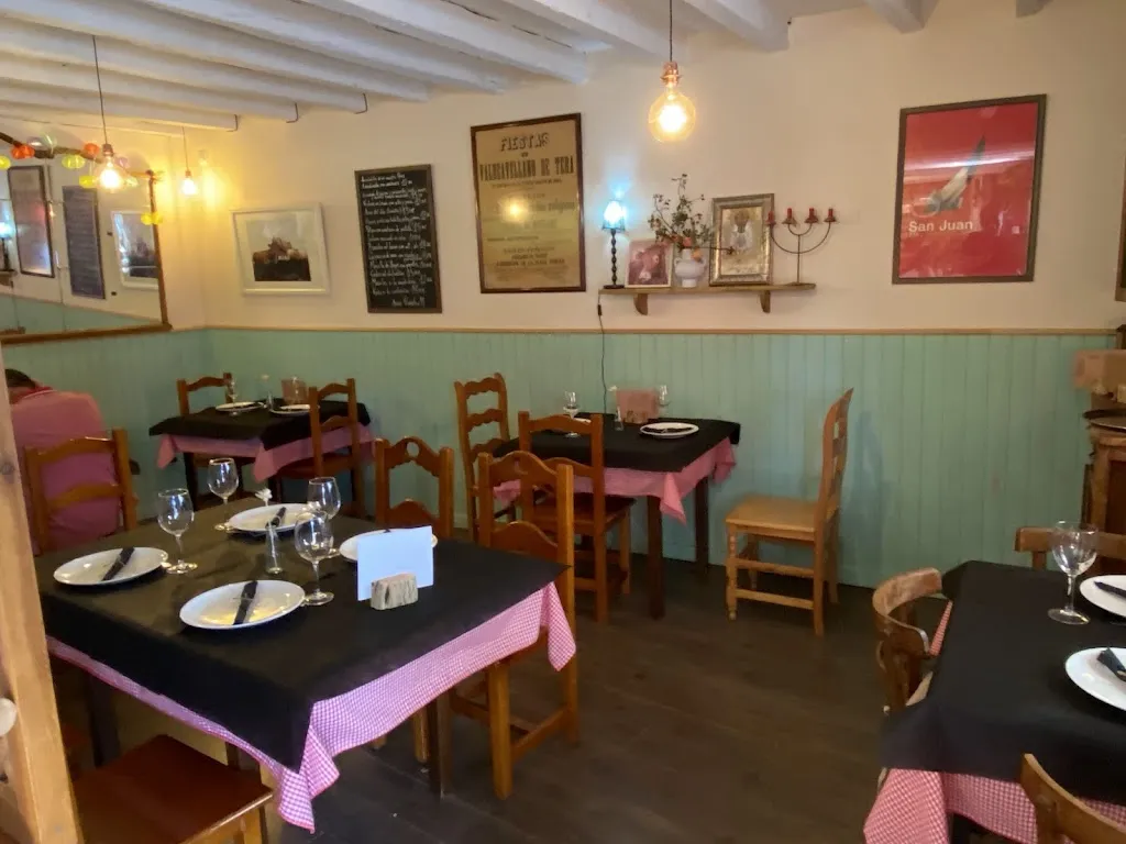 La Taberna erre que erre_Valdeavellano_slider_image_1