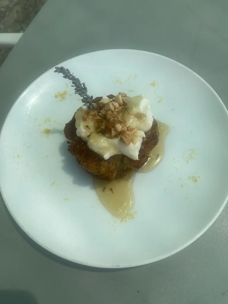 Gillian O'Callaghan_Don Melón Restaurante y Tienda_Villanueva de Argecilla_review