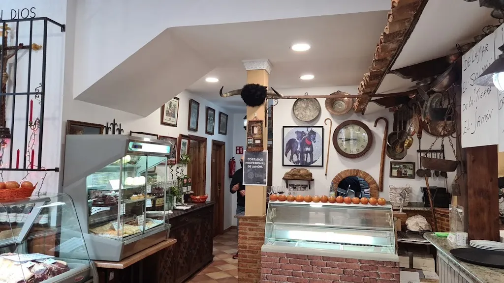 Bar Restaurante El Pela_Villanueva de la Torre_slider_image_2