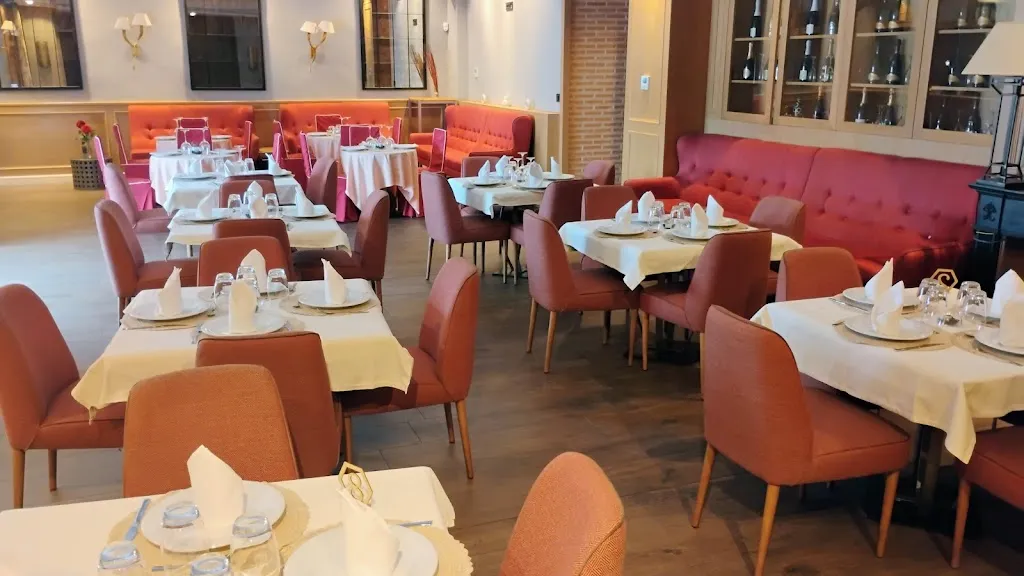 La Mestiza Restaurante y Terraza restaurant in Yebes