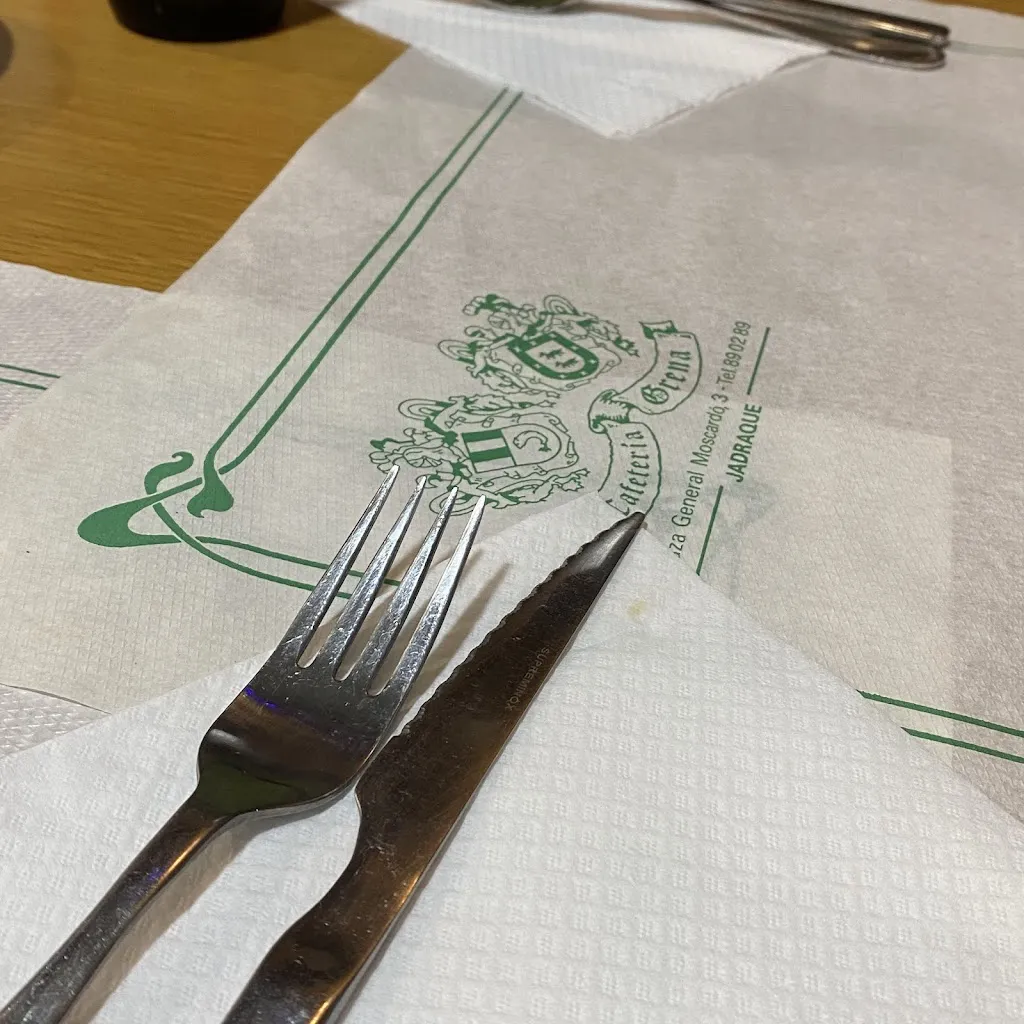 Maria Aparicio_Cafetería Grena_Zarzuela de Jadraque_review