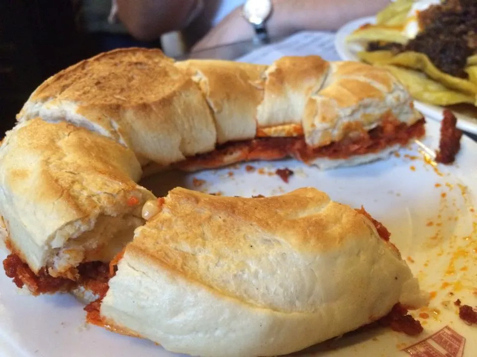 Taberna Almendro 13 restaurant in Almendro El