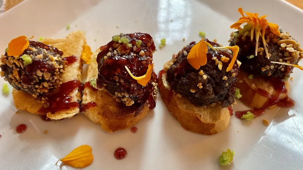 Bodegón Francachela_Viñuelas_slider_image_3