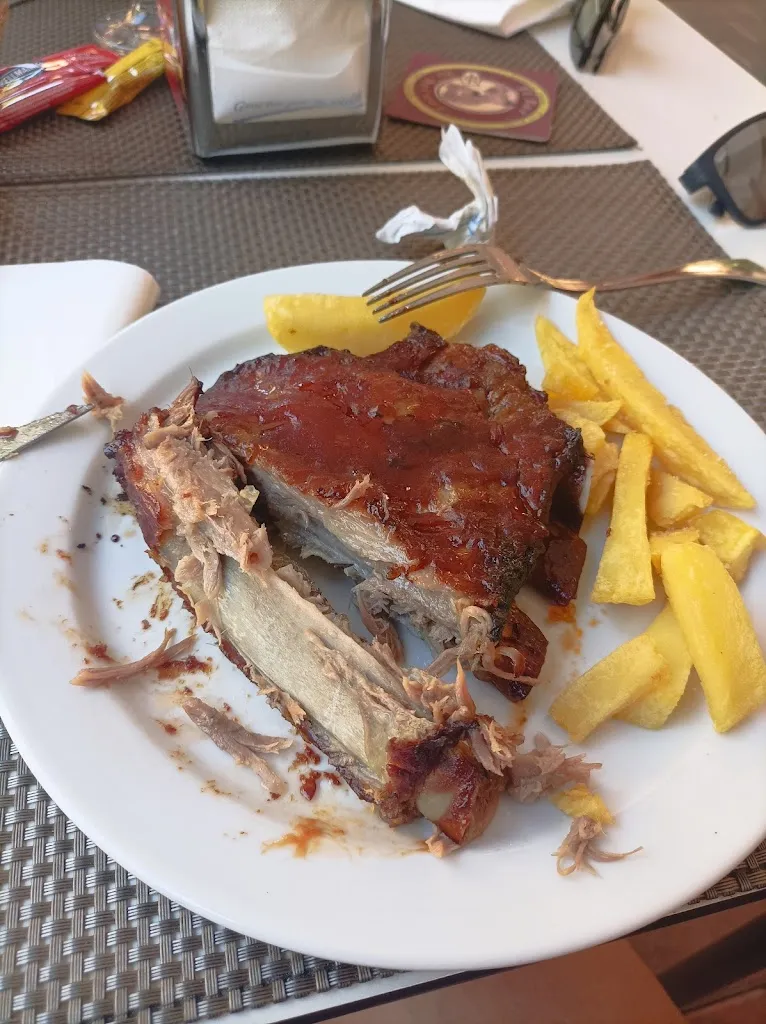 DANI_BERNAR_Viñuelas_recensione