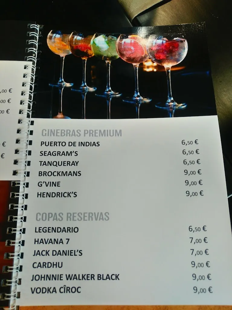 Menu_Restaurante La Esquina Tres Cantos_Viñuelas_immagine_4