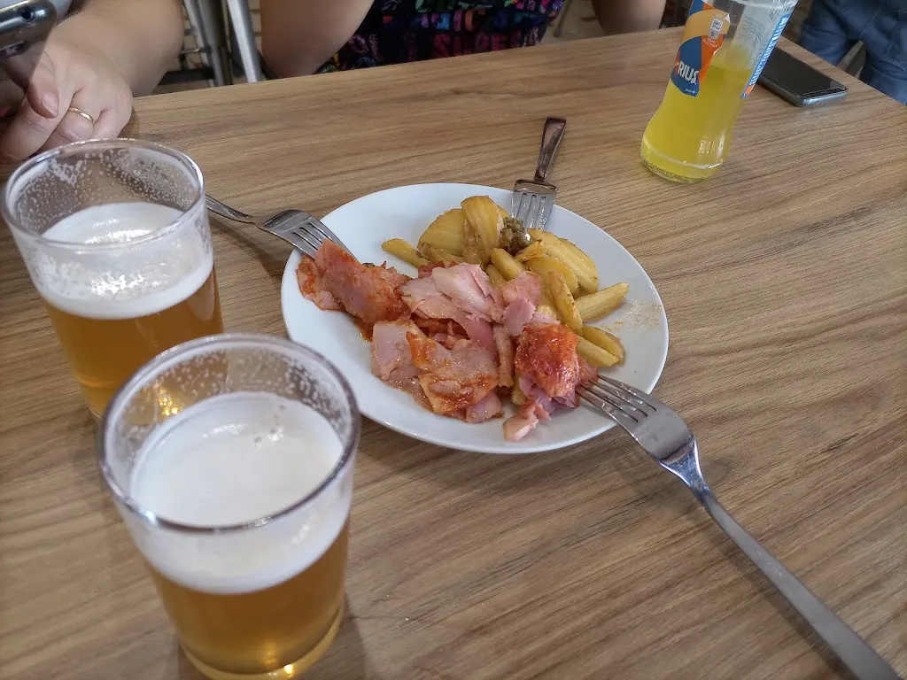 Menu_HOSTAL RESTAURANTE BAR TARACENA_Yunquera de Henares_image_1