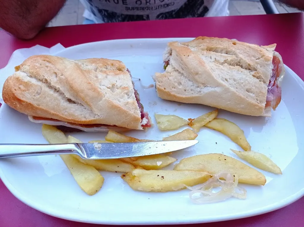 Menu_HOSTAL RESTAURANTE BAR TARACENA_Yunquera de Henares_image_5