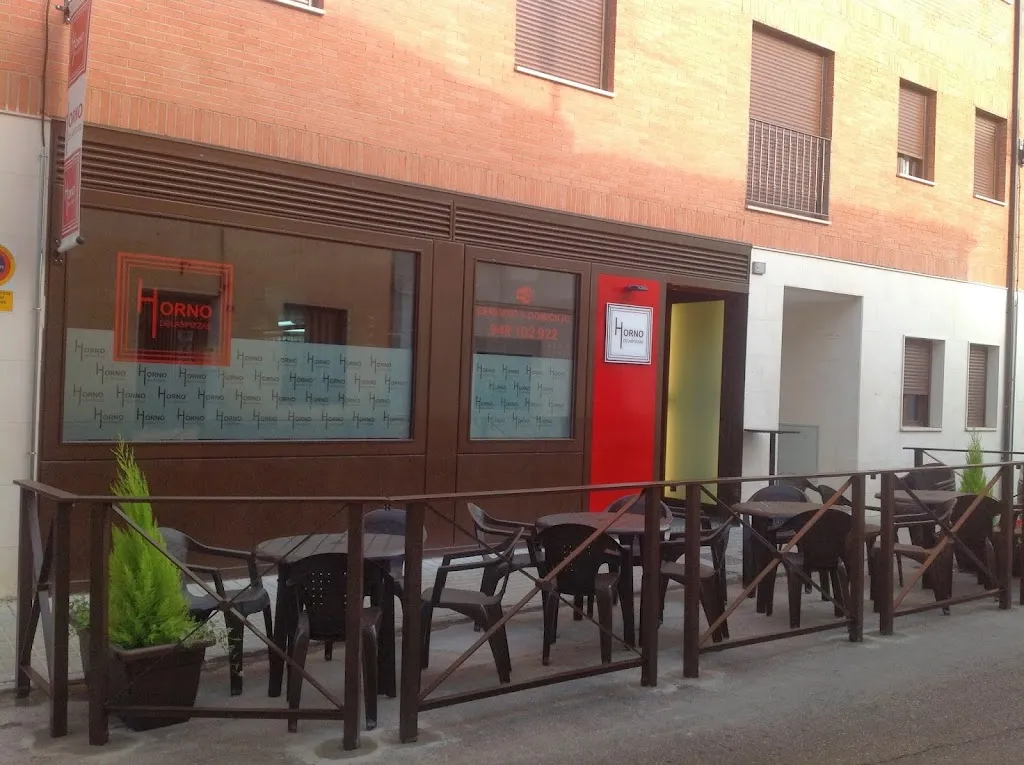 hornodelaspizzas restaurant in Yunquera de Henares