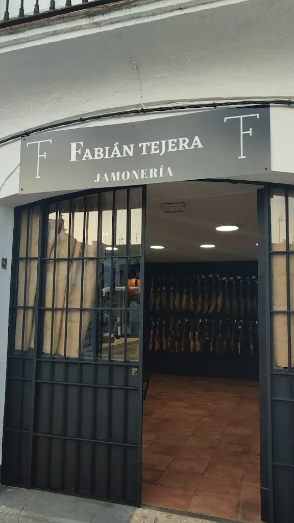 Fabián Tejera Jamonería restaurant in Alájar