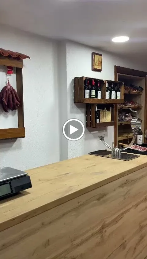 Fabián Tejera Jamonería_Alájar_slider_image_2