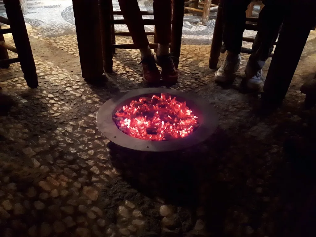 C._Mesón El Corcho_Alájar_avis