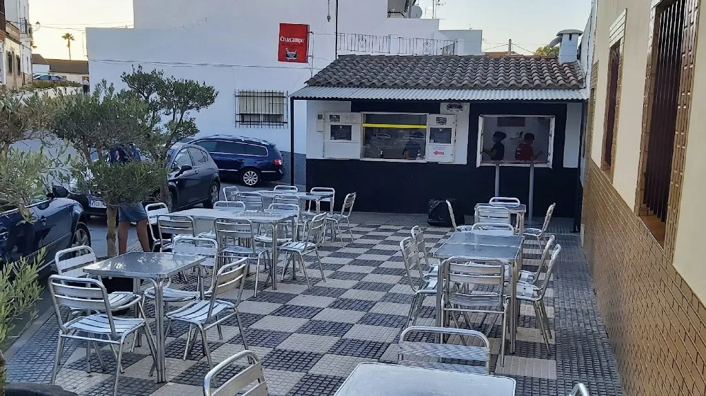 Burguer Cruz restaurant in Alosno