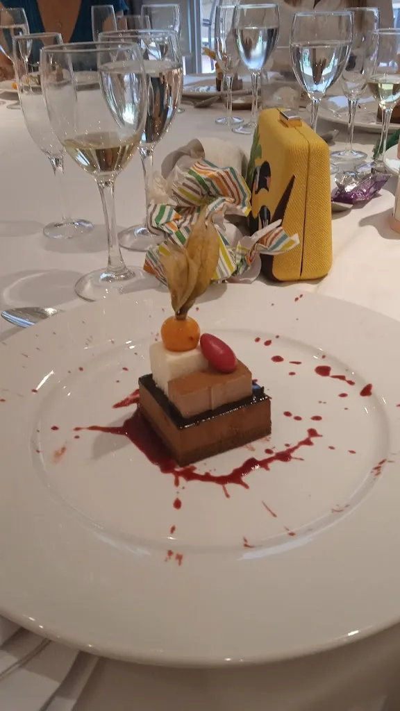 Pensión-Restaurante ANDÉVALO_Alosno_slider_image_3