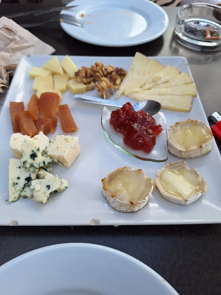 Cafetería Joselito_Aroche_slider_image_3