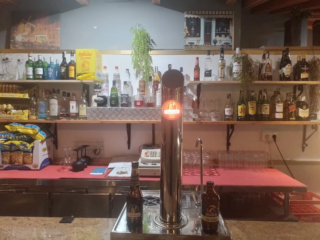 BAR DAIGUÁ_Arroyomolinos de León_slider_image_3