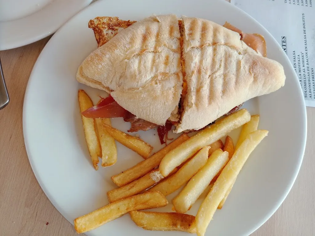 Montaditos y tapas la enrama_Aljaraque_slider_image_3