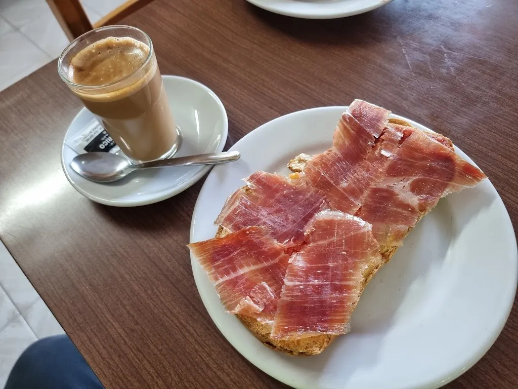 BAR CHURRERIA EMIGRANTE_Aljaraque_slider_image_3