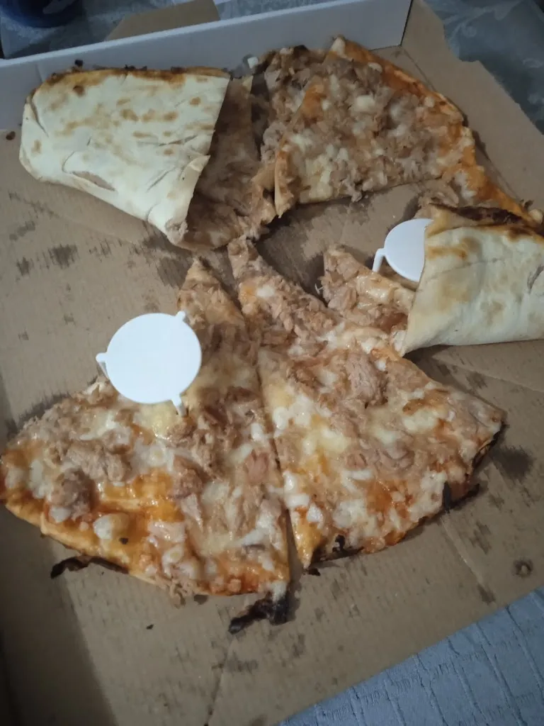 miles_dexter dexter_PIZZERIA HURACANES_Aljaraque_review