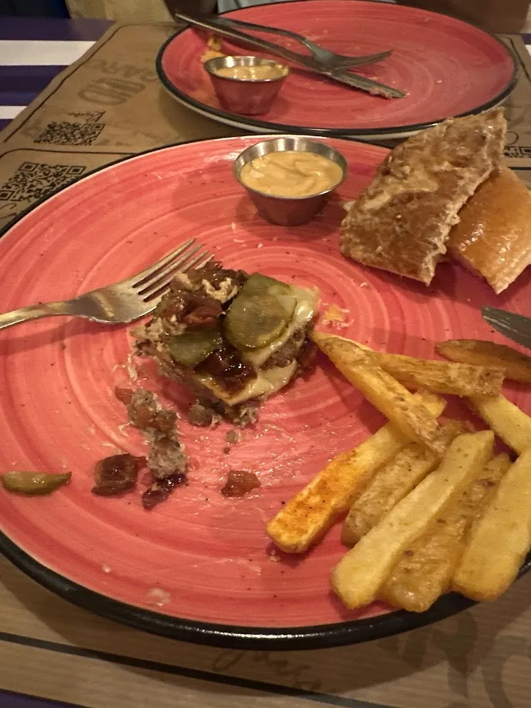 Marta Cuartero Dastis_Hamburgueseria Kangaroo_Aljaraque_review