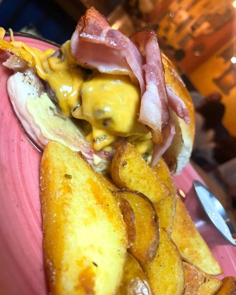 Hamburgueseria Kangaroo_Aljaraque_slider_image_3