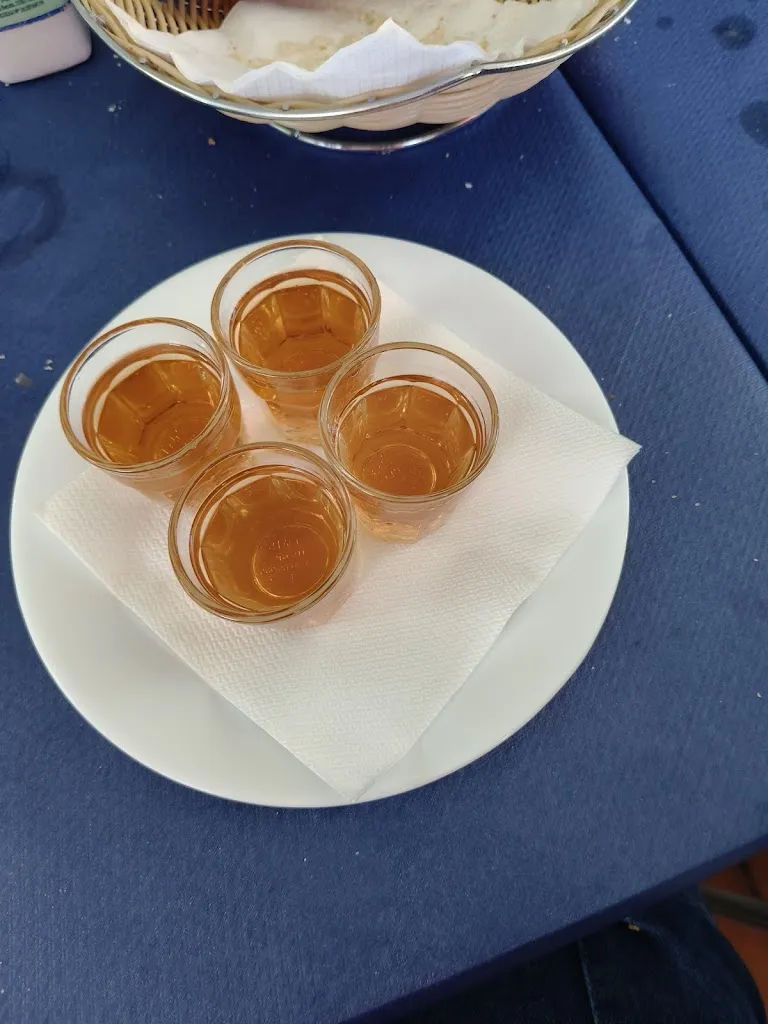 rosa angelica grisales_Restaurante La Negra_Cabezas Rubias_review