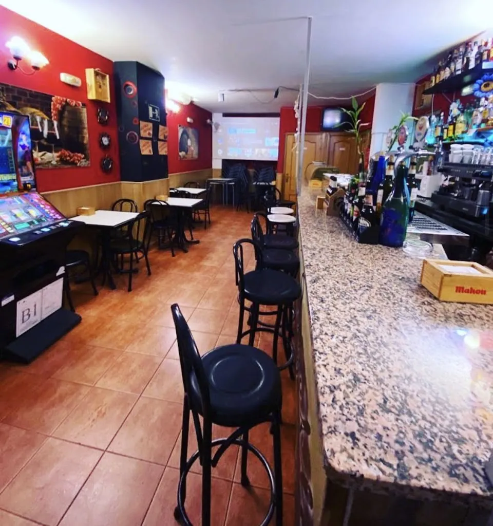 Cafetería Cervecería Ligeth_Almonte_slider_image_3