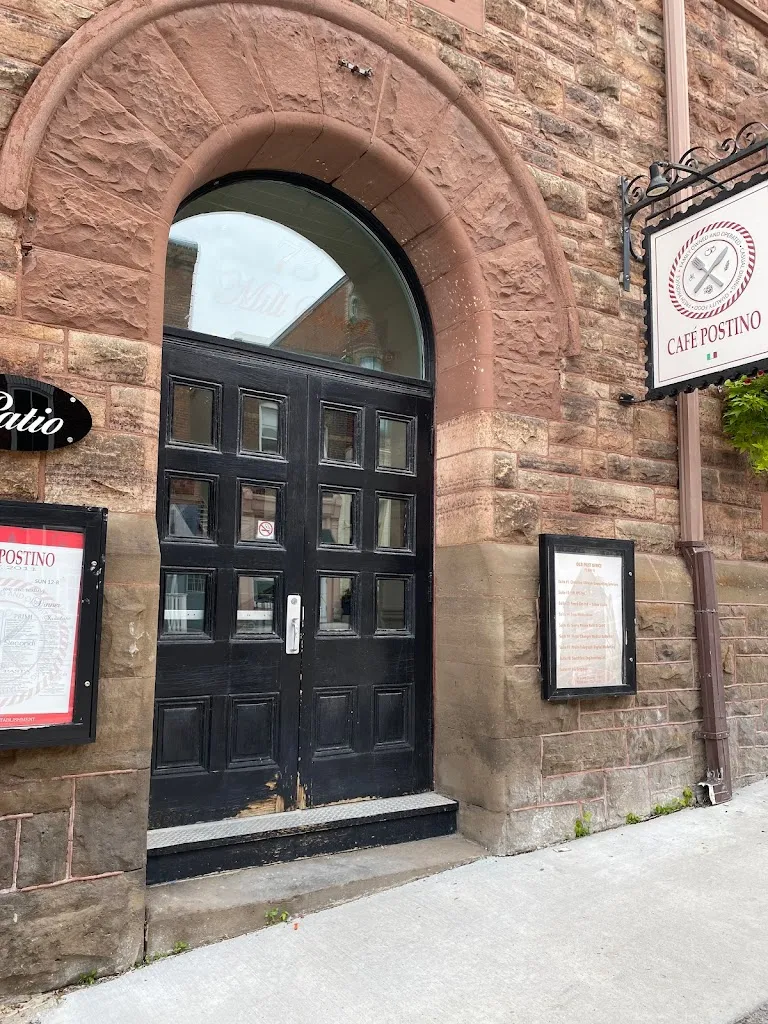 Cafe Postino_Almonte_slider_image_1