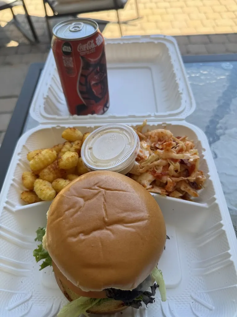 Kristi Perley-Robertson_Smoke'n Forno_Almonte_review