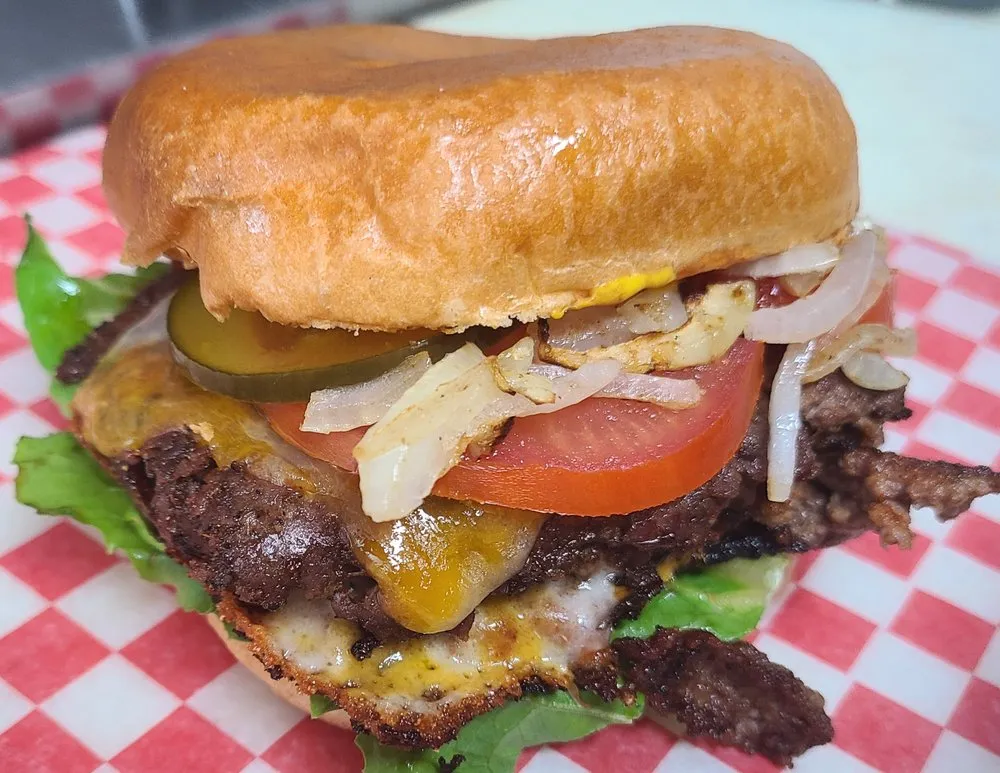 Smash N Dash Smashburgers_Almonte_slider_image_2