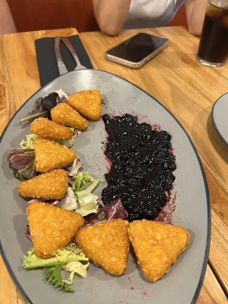 juan carlos aracil pagan_La Martina Tapas y Vinos_Almonte_review