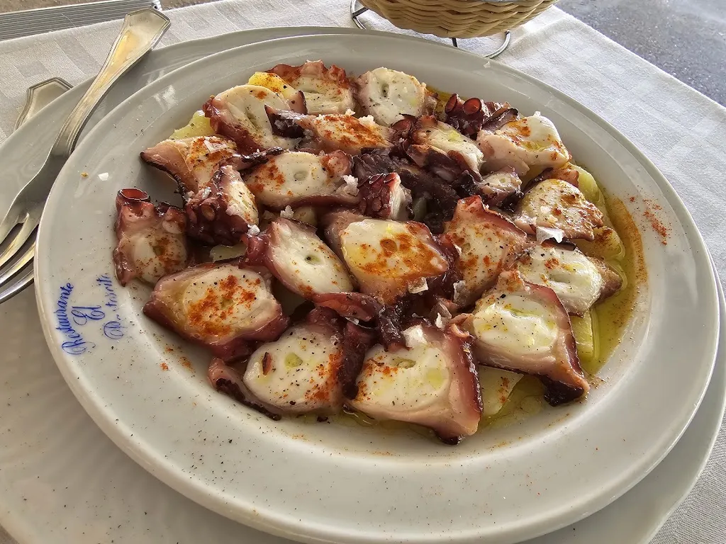 Almudena Pascual Paniagua_Restaurante Pastorcito Casa Julián_Almonte_review