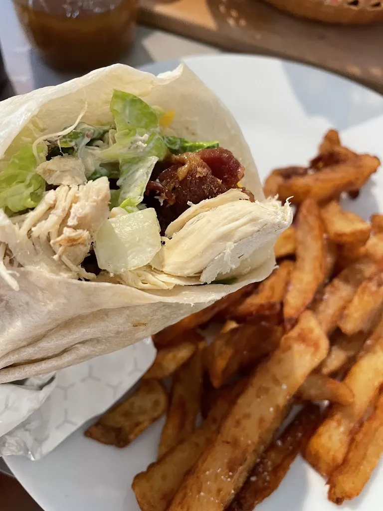 Menu_Fabulous Fries_Almonte_image_7