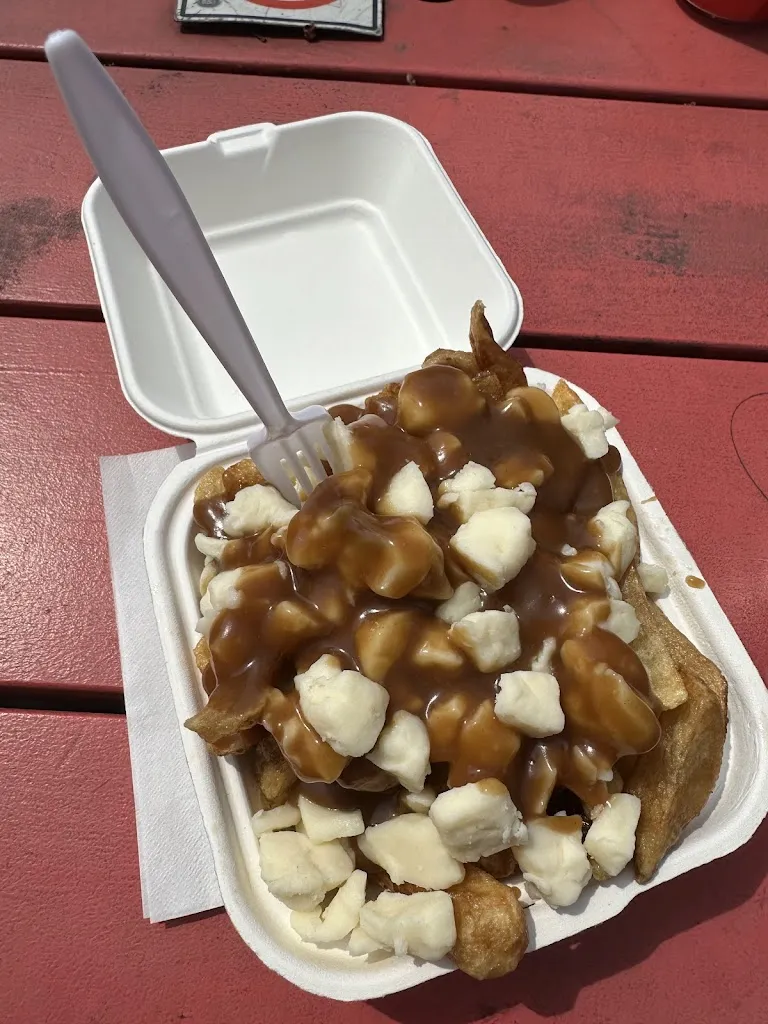 hailey burns_Fabulous Fries_Almonte_review