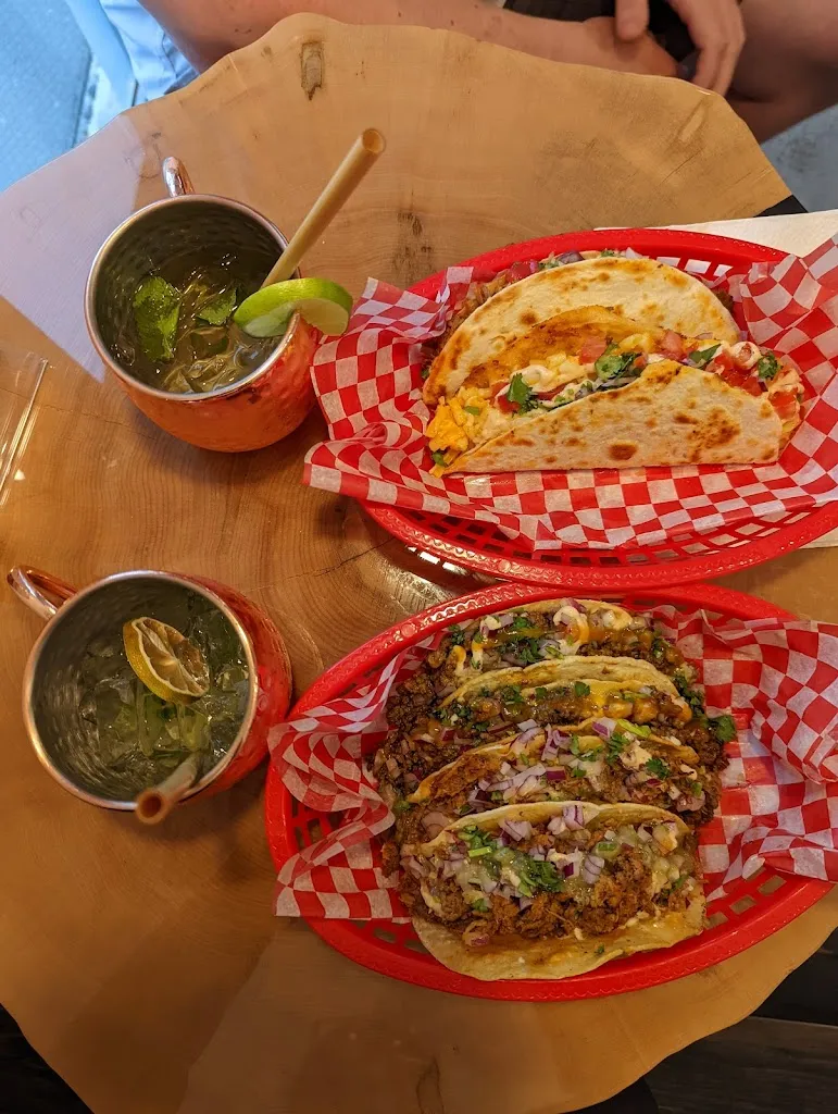 Menu_pura vida food truck_Almonte_image_7