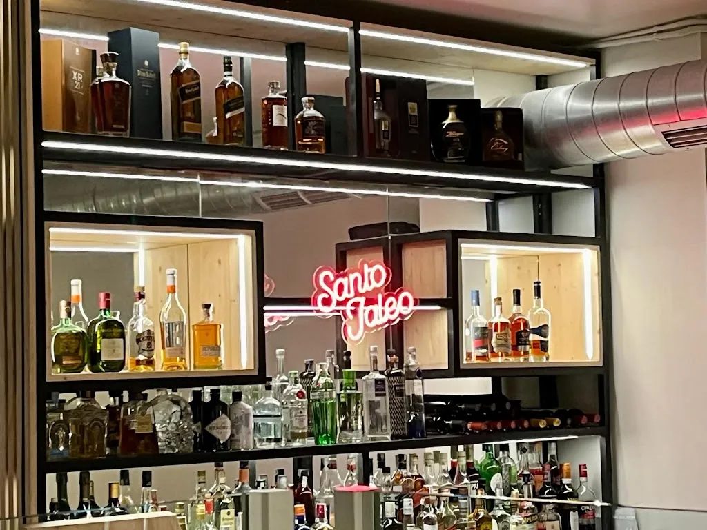 Mayra Gallestey_Cala Bar_Cala_review