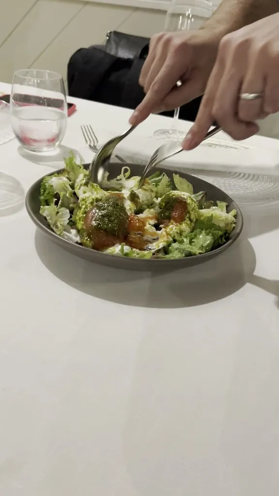 M M_La Catapa_Cala_review