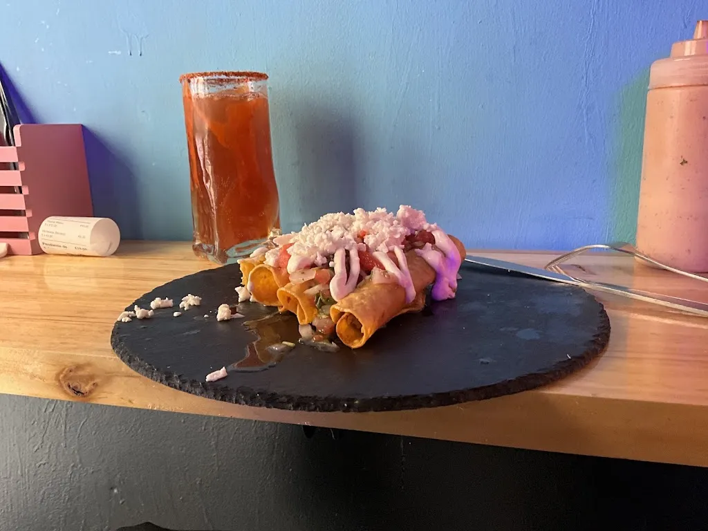 Menu_La Cochinita Loca - El Rastro_Campillo El_image_5