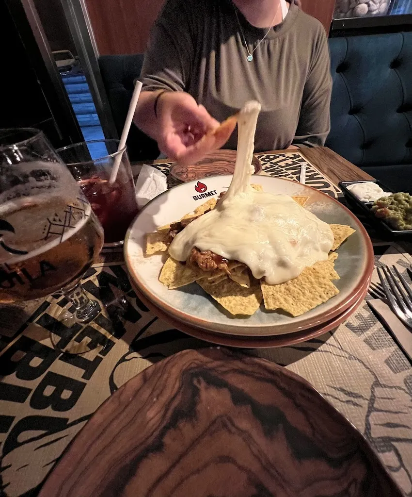 Victor Antunes_Burmet Arganzuela_Campillo El_review