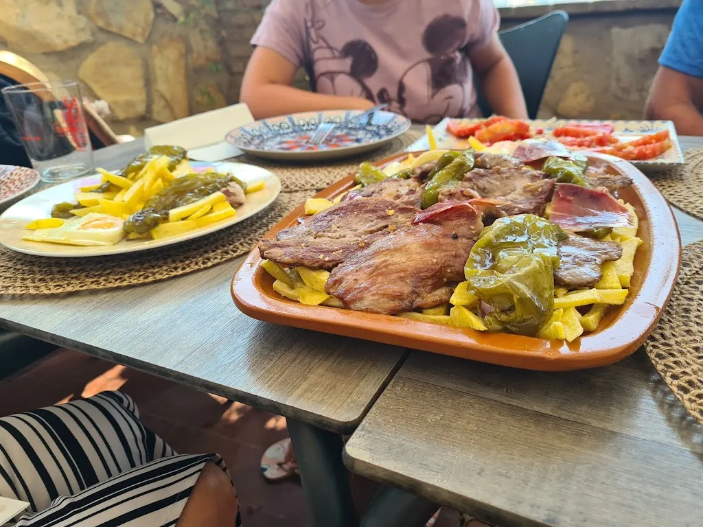 magdalena martin fernandez_Bar San Sebastián_Cañaveral de León_review